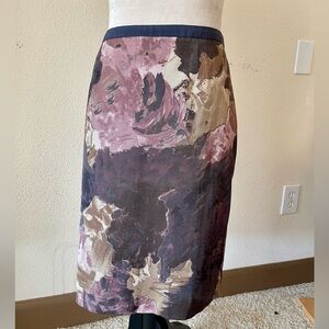LOFT Pencil skirt with abstract floral pattern